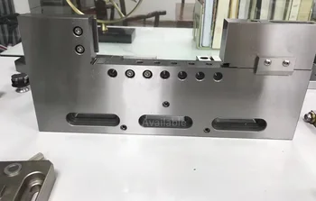 Прецизна электроэрозионные хващам CMP-702-150 кондукторных инструменти Материал SUS440/420 Прецизно устройство за рязане на тел, за да электроэрозионного металообработващи машини